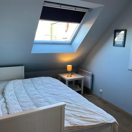In Near The Beach, Cleaning Included Apartman Nieuwpoort
